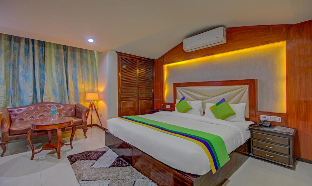 Treebo Corporate Park Hotel New Delhi Buitenkant foto