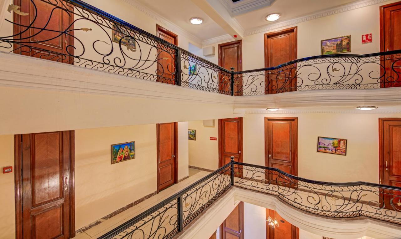 Treebo Corporate Park Hotel New Delhi Buitenkant foto