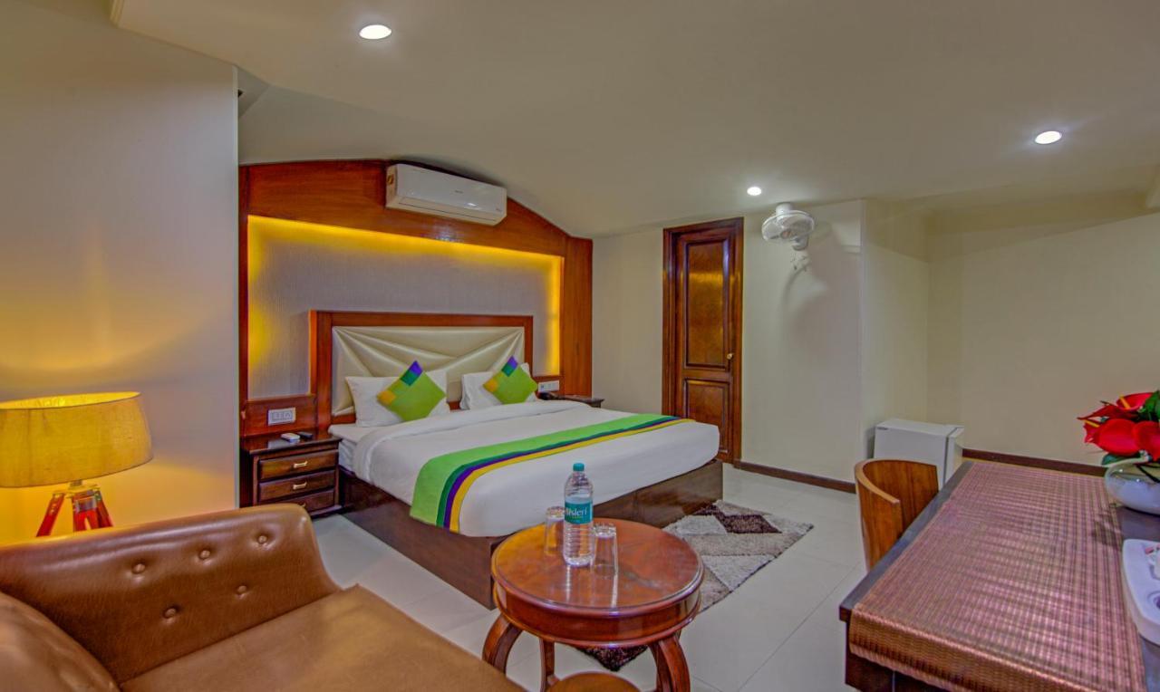 Treebo Corporate Park Hotel New Delhi Buitenkant foto