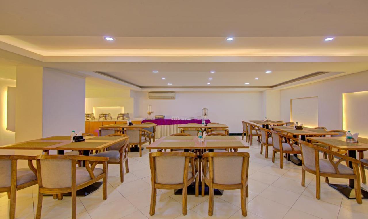 Treebo Corporate Park Hotel New Delhi Buitenkant foto