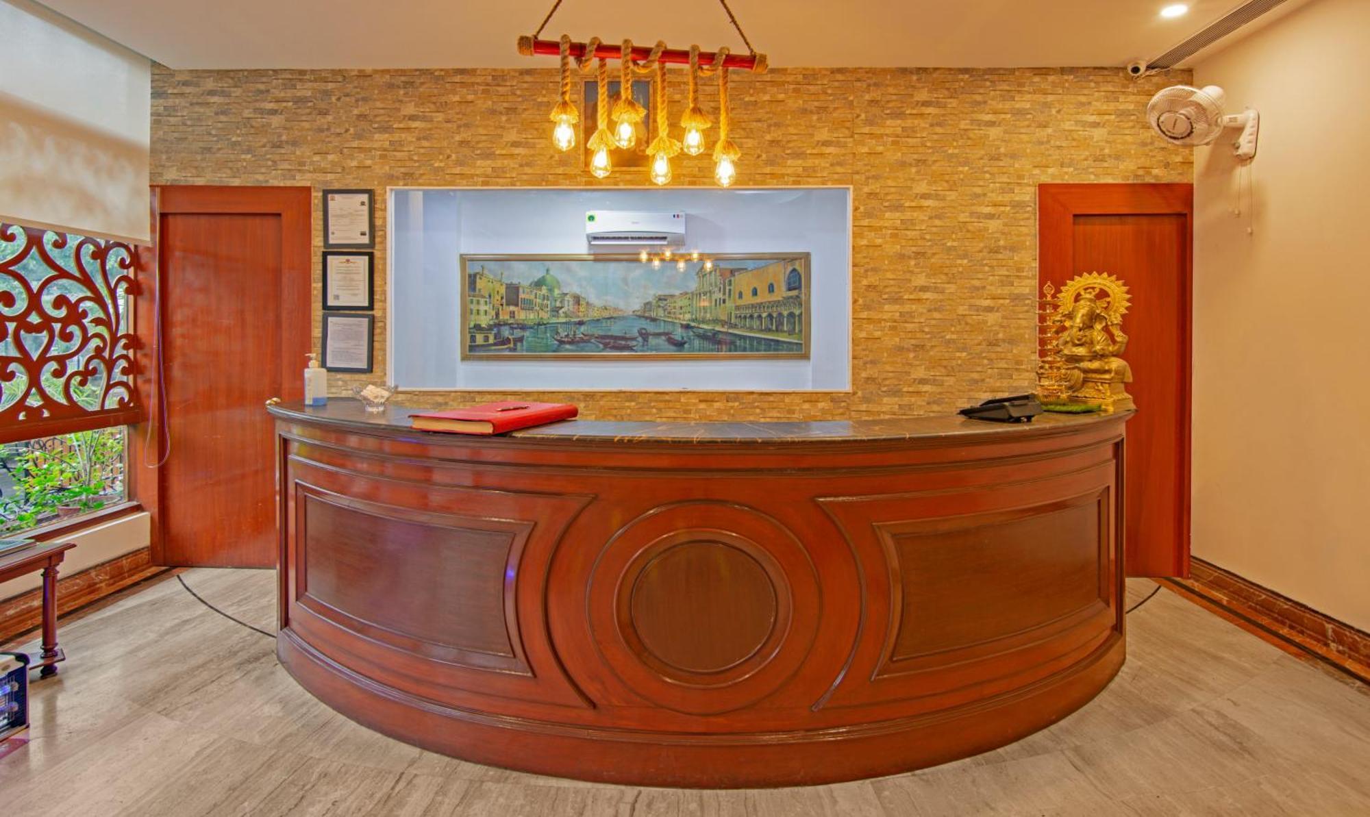 Treebo Corporate Park Hotel New Delhi Buitenkant foto