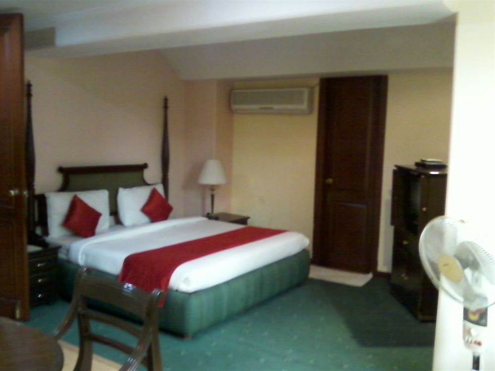 Treebo Corporate Park Hotel New Delhi Buitenkant foto