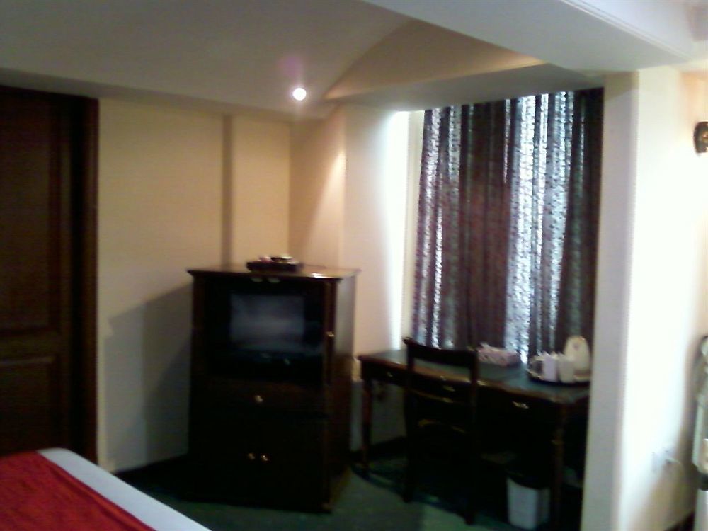 Treebo Corporate Park Hotel New Delhi Buitenkant foto