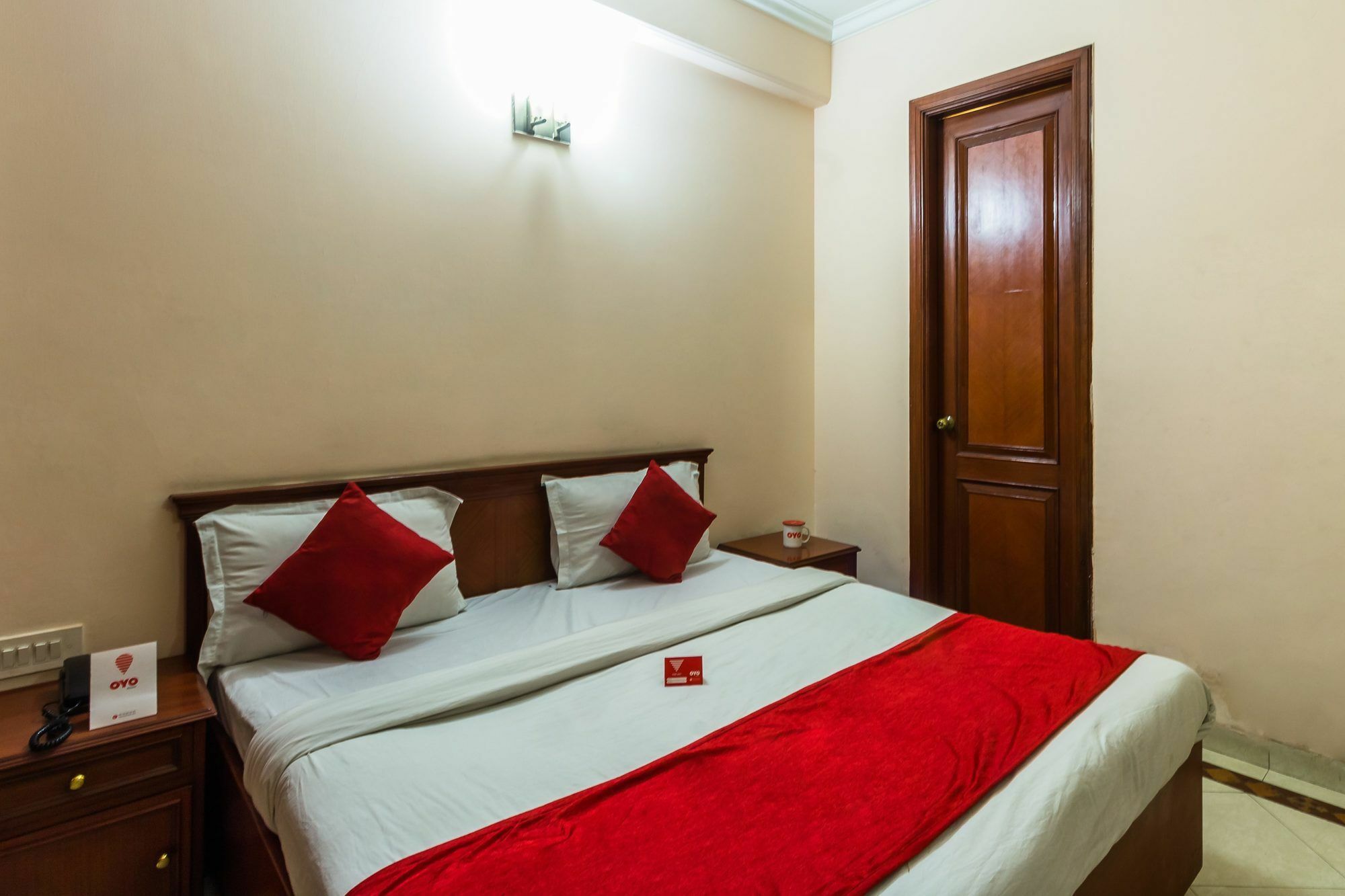 Treebo Corporate Park Hotel New Delhi Buitenkant foto